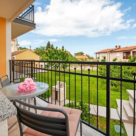 Euphemia Apartman *